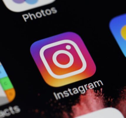 The Complete Guide on Purchasing Safely Real Instagram Followers