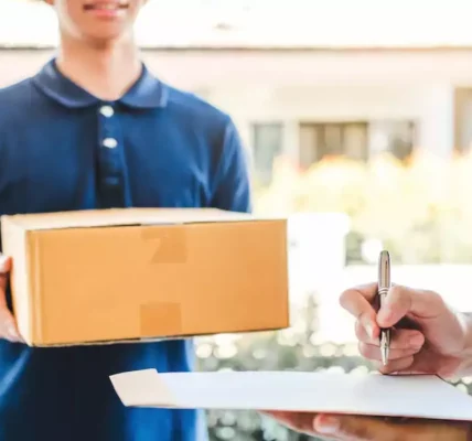 The Key Benefits of Choosing Professional Delivery Services for Your Business 