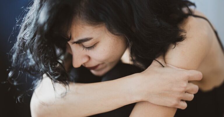 Osteopathy's Synergy with Mind-Body Healing for Long Covid